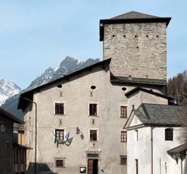 Torre e Palazzo De Simoni, Italy